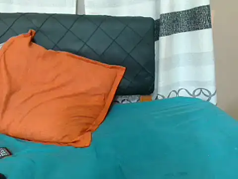 MilkyTitties online show from 03/07/25, 07:52