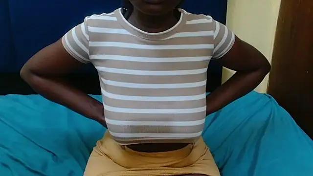 MilkyTitties online show from 04/06/26, 04:46