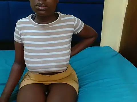 MilkyTitties online show from 05/20/26, 03:02