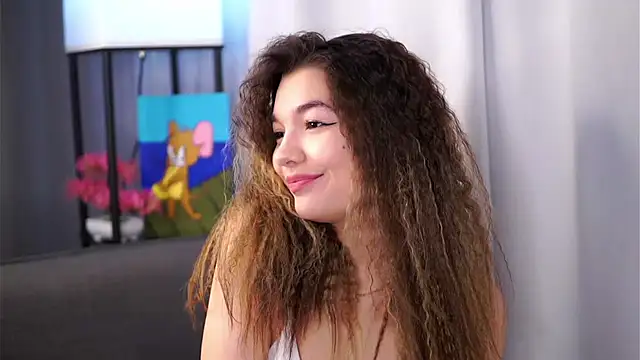 VeronaAppleberry online show from 04/21/26, 01:29