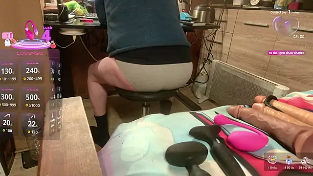 misteryman1956 online show from 11/18/25, 06:51