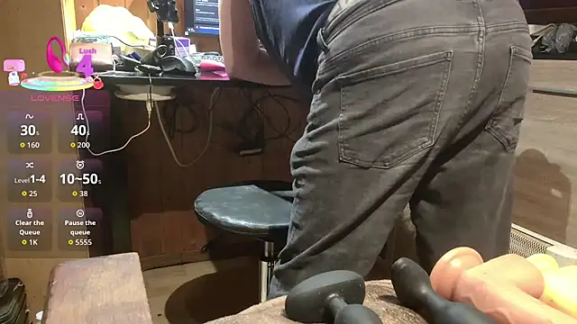 misteryman1956 online show from 06/14/26, 05:31