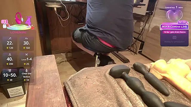 misteryman1956 online show from 07/15/26, 04:01