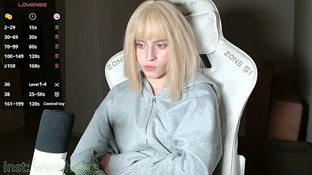 Snapshot of LizaKisses chatting on 11/15/25, 02:46 LizaKisses online show from 11/15/25, 02:46