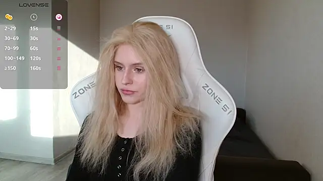 Snapshot of LizaKisses chatting on 02/20/26, 09:43 LizaKisses online show from 02/20/26, 09:43