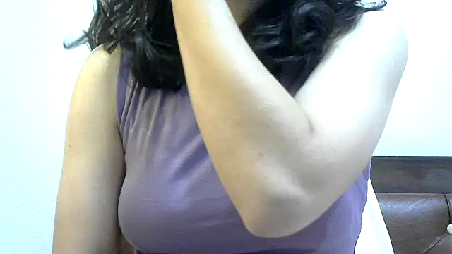 Snapshot of phuljhadi chatting on 03/19/25, 10:44 phuljhadi online show from 03/19/25, 10:44