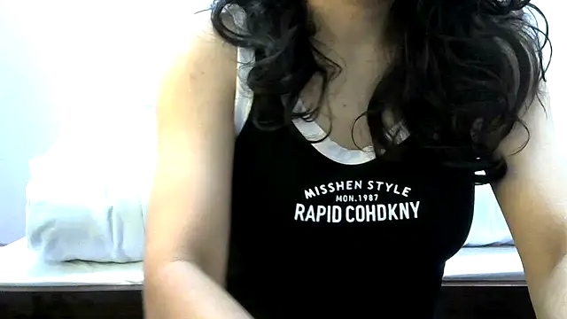 Snapshot of phuljhadi chatting on 09/24/25, 12:58 phuljhadi online show from 09/24/25, 12:58