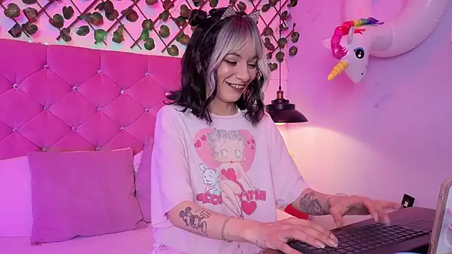 lauren evans96 online show from 03/08/26, 03:54