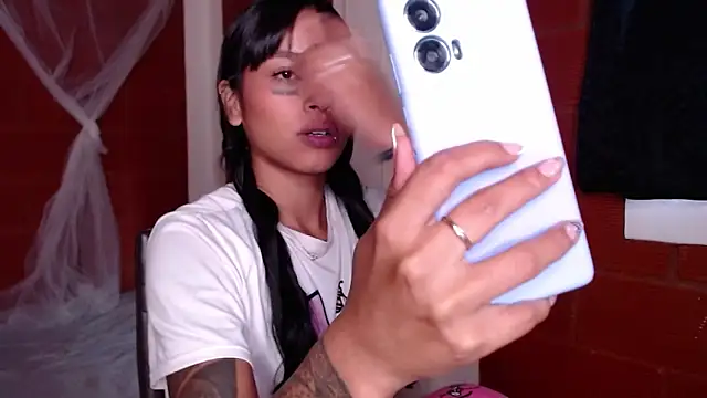 Priyalakshmi  online show from 11/22/25, 12:48