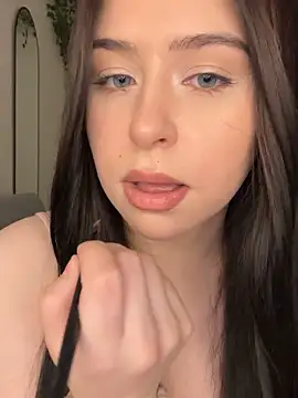  SweetCandyy online show from 11/14/25, 07:45