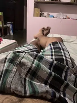 Snapshot of Shehan2029 chatting on 10/17/25, 03:58 Shehan2029 online show from 10/17/25, 03:58