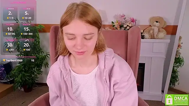 Snapshot of MirraBellanta chatting on 11/10/25, 10:42 MirraBellanta online show from 11/10/25, 10:42