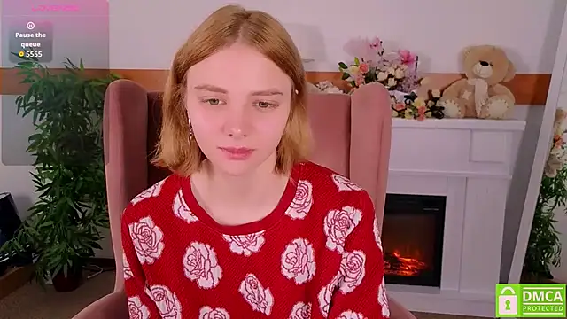 Snapshot of MirraBellanta chatting on 11/11/25, 11:16 MirraBellanta online show from 11/11/25, 11:16