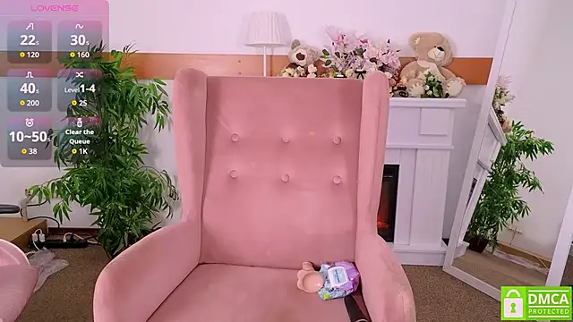 Snapshot of MirraBellanta chatting on 01/14/26, 10:36 MirraBellanta online show from 01/14/26, 10:36