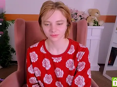 Snapshot of MirraBellanta chatting on 02/10/26, 01:10 MirraBellanta online show from 02/10/26, 01:10