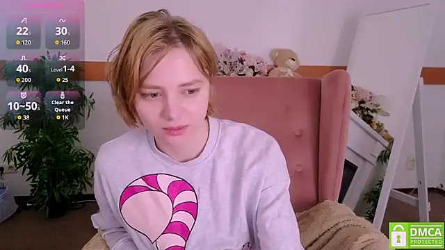 Snapshot of MirraBellanta chatting on 03/13/26, 01:12 MirraBellanta online show from 03/13/26, 01:12