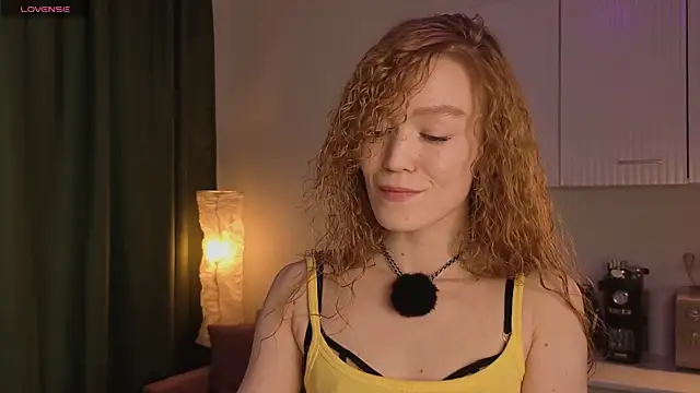 such juicee online show from 03/22/25, 03:09