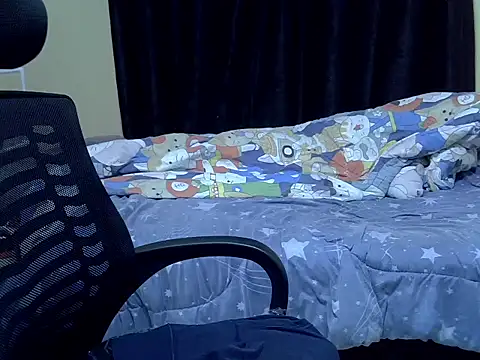 Horny-slut  online show from 09/16/25, 04:57