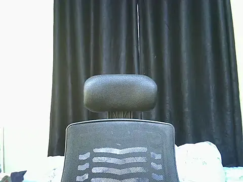 Horny-slut  online show from 09/18/25, 05:53