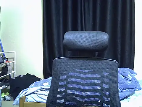 Horny-slut  online show from 10/17/25, 03:36