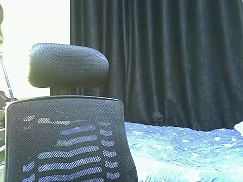 Horny-slut  online show from 10/23/25, 03:55