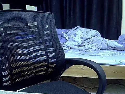 Horny-slut  online show from 02/08/26, 05:55