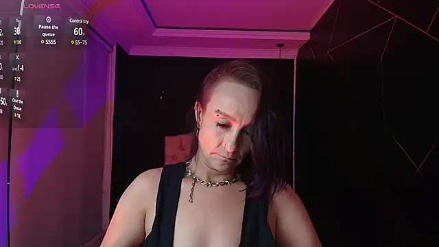 NatashaMason  online show from 03/04/25, 11:40