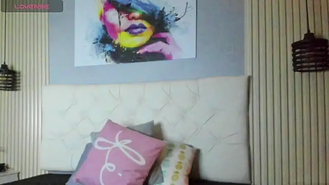 Snapshot of nicole__parker1 chatting on 01/18/25, 11:54 nicole parker1 online show from 01/18/25, 11:54