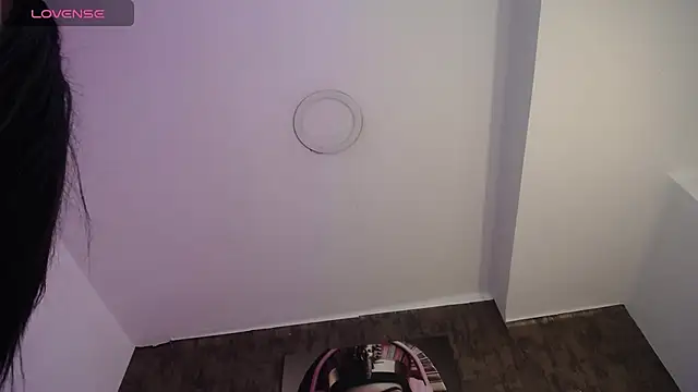 Snapshot of nicole__parker1 chatting on 11/26/25, 06:53 nicole parker1 online show from 11/26/25, 06:53