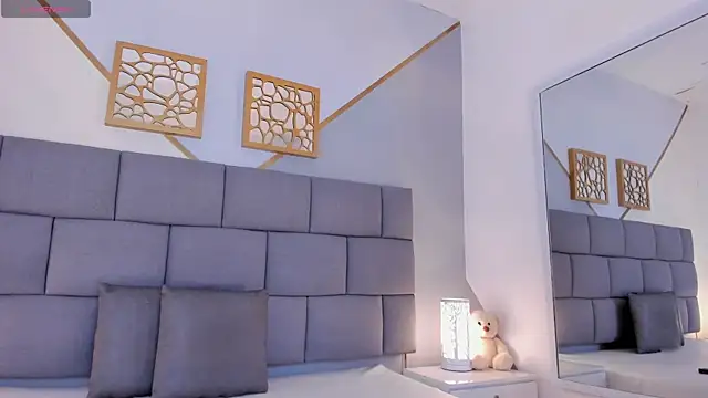 RenataJhonson  online show from 11/29/25, 05:54