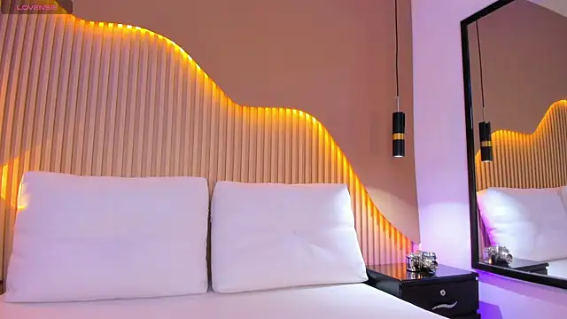 RenataJhonson  online show from 03/26/26, 05:46