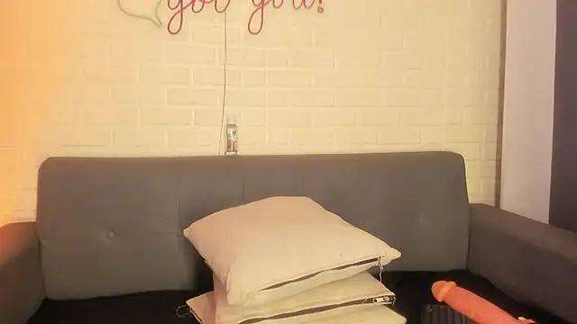 karina gomez 18 online show from 09/19/25, 11:22