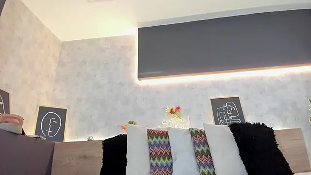 karina gomez 18 online show from 03/15/26, 11:27