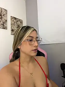 Issabela G1 online show from 04/05/26, 02:53