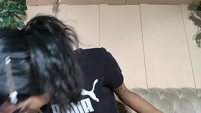 julieta aguilar1 online show from 04/26/26, 07:00