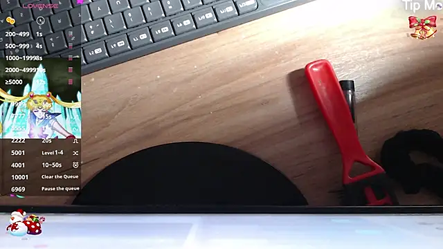 Snapshot of Helen_russo chatting on 12/24/24, 05:34 Helen russo online show from 12/24/24, 05:34