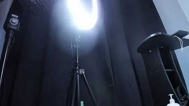 amber  blair online show from 02/26/25, 09:27