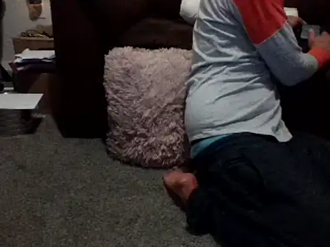 Snapshot of Curved4Pleasure chatting on 02/16/25, 05:37 Curved4Pleasure online show from 02/16/25, 05:37