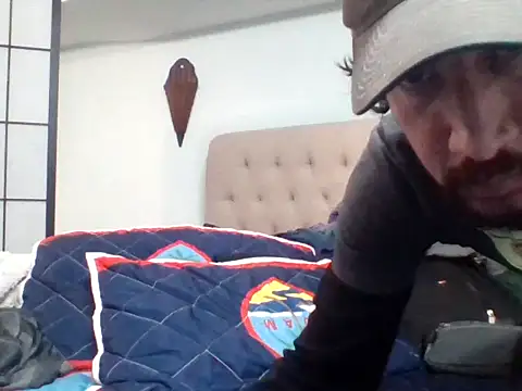 Snapshot of Curved4Pleasure chatting on 03/14/25, 06:18 Curved4Pleasure online show from 03/14/25, 06:18