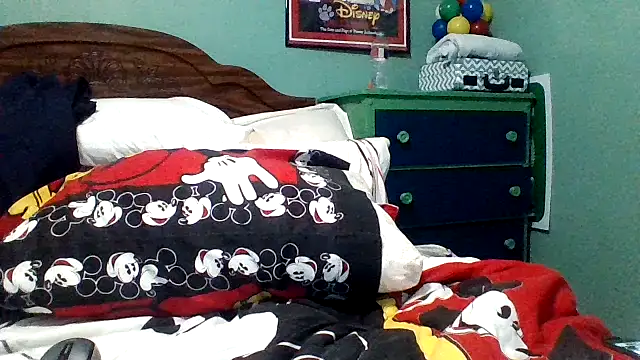 Snapshot of Curved4Pleasure chatting on 09/09/25, 01:27 Curved4Pleasure online show from 09/09/25, 01:27