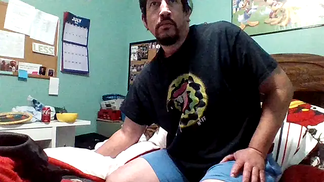 Snapshot of Curved4Pleasure chatting on 10/28/25, 10:45 Curved4Pleasure online show from 10/28/25, 10:45