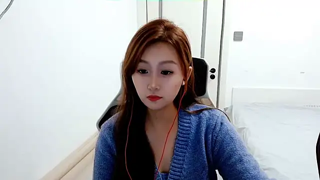 zhenzhen999 online show from 10/25/25, 09:39
