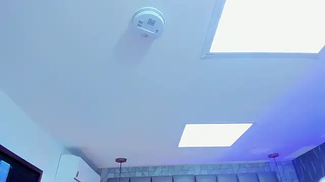 Snapshot of mile_uribe chatting on 02/13/25, 03:29 mile uribe online show from 02/13/25, 03:29