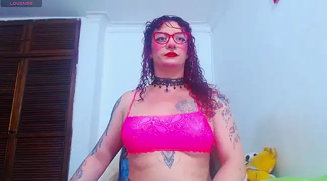 Skarleth77 online show from 03/13/25, 08:48