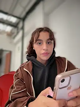 Katee Jones online show from 02/14/25, 08:59