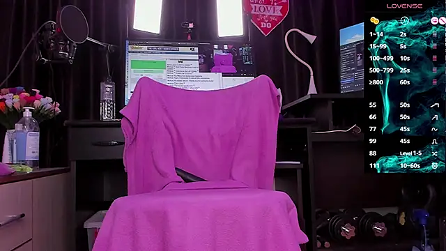 Snapshot of Raissa_sky26 chatting on 12/05/24, 02:42 Raissa sky26 online show from 12/05/24, 02:42