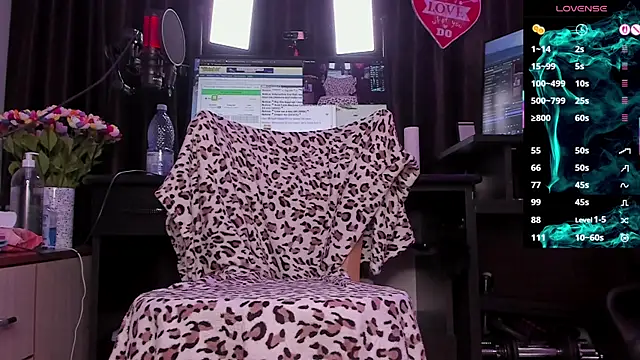 Raissa sky26 online show from 10/23/25, 02:33