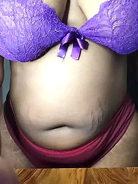 Snapshot of susmithasushi81 chatting on 10/21/25, 04:08 susmithasushi81 online show from 10/21/25, 04:08