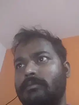 Snapshot of manoj_master chatting on 10/19/25, 02:40 manoj master online show from 10/19/25, 02:40