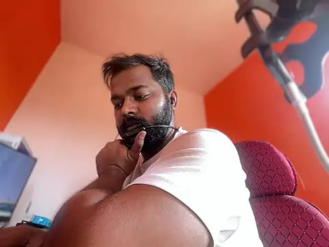 Snapshot of manoj_master chatting on 05/28/26, 09:17 manoj master online show from 05/28/26, 09:17